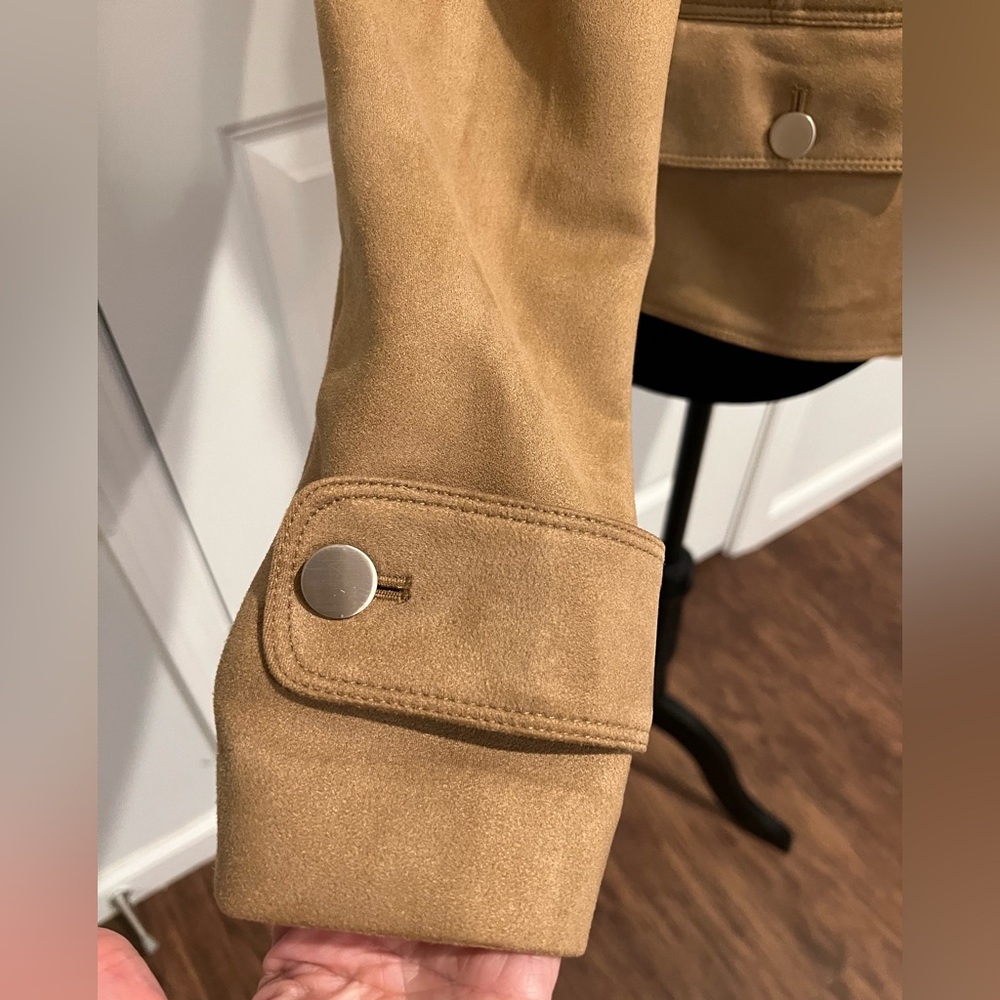 White House Black Market tan faux suede moto jacket tan color - Size Small - Picture 4 of 7